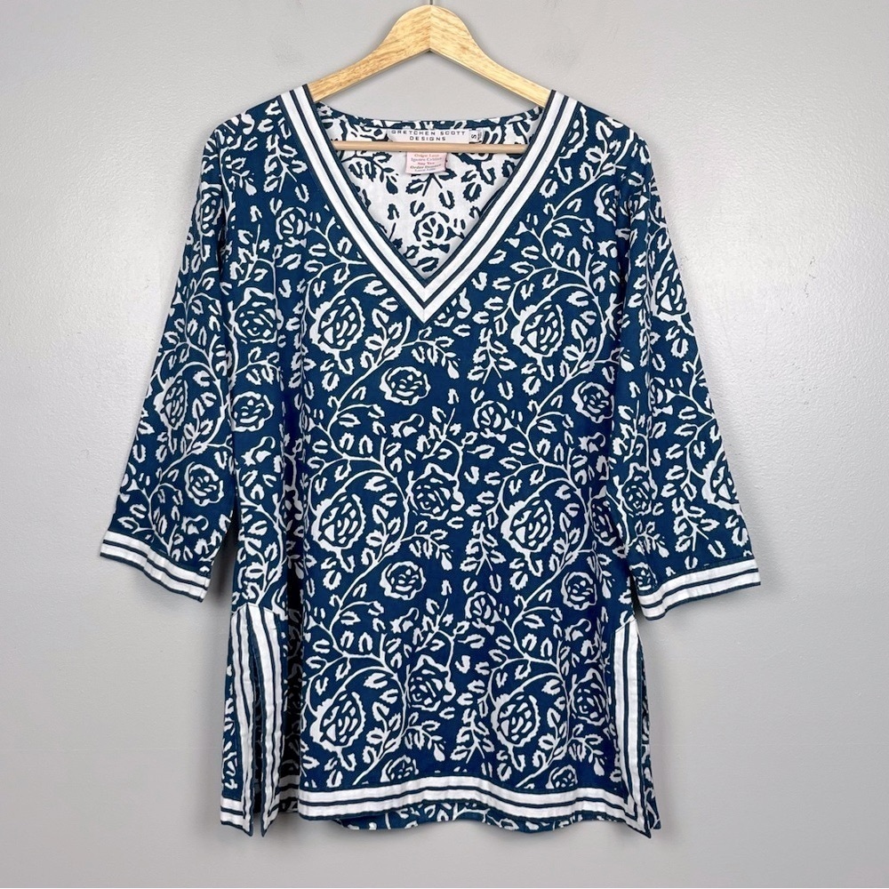 Gretchen Scott blue & white 100% cotton v-neck 3/4 sleeve tunic top, small.